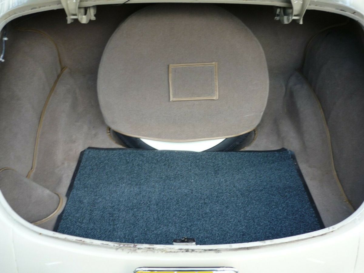 1949 Packard Standard Eight Original Wood Grain Finish - photo 8