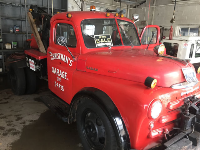 1949 pilot-house B-1H 1.5 ton tow truck 1949 Dodge Other Pickups