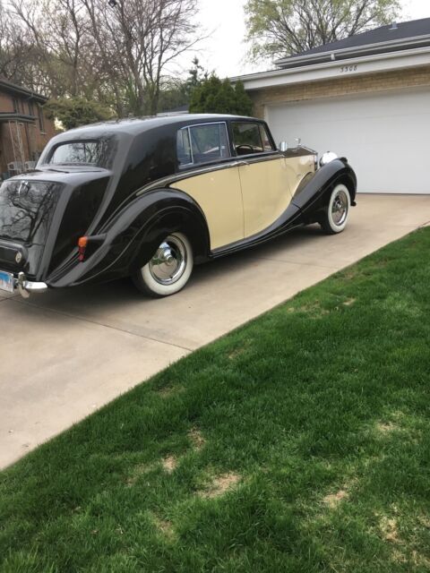 1949 Rolls-Royce Wraith Limousine - photo 4