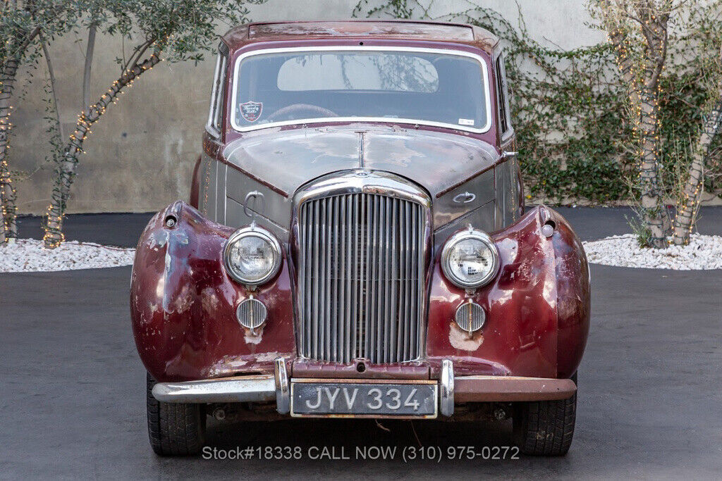 1949 Bentley Mark VI Saloon Right-Hand-Drive - photo 2