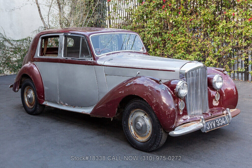 1949 Bentley Mark VI Saloon Right-Hand-Drive - photo 3