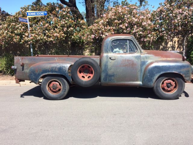 1949 Studebaker 2R10 with overhauled engine, brakes, fuel and electrical system 1949 Studebaker 2R10 3/4 Ton Long Bed