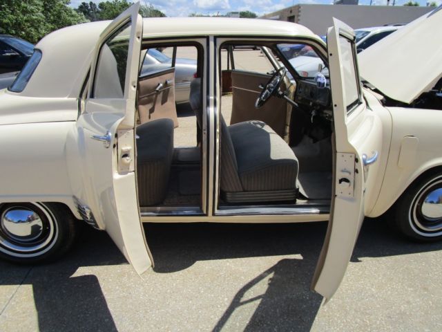 1949 Studebaker Champion NO RESERVE AUCTION - LAST HIGHEST BIDDER WINS CAR! - photo 13