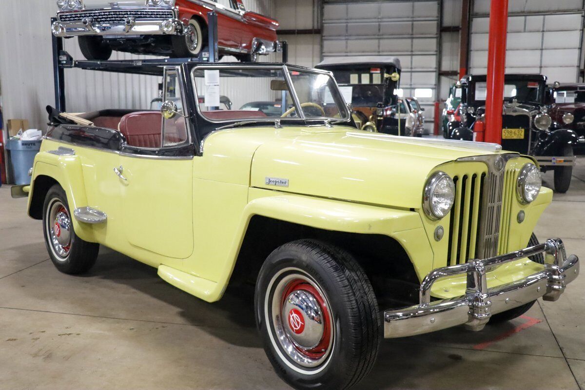 1949 Willys Jeepster - photo 12