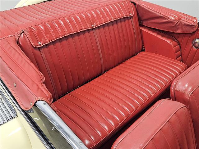1949 Willys Jeepster Convertible - photo 10
