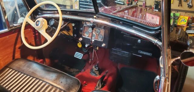 1949 Willys Jeepster - photo 6