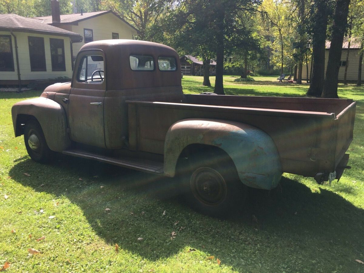 1950 International Harvester L-122 - photo 12
