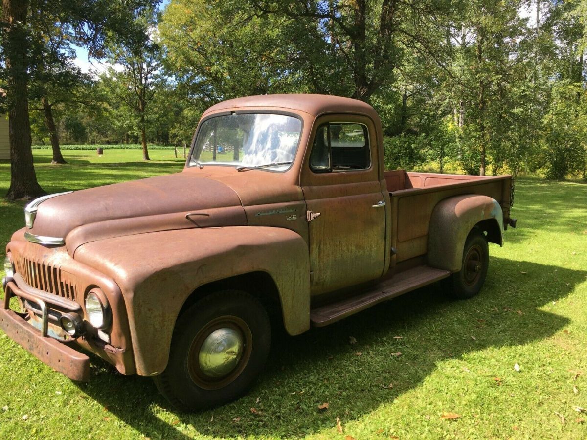 1950 International Harvester L-122 - photo 2