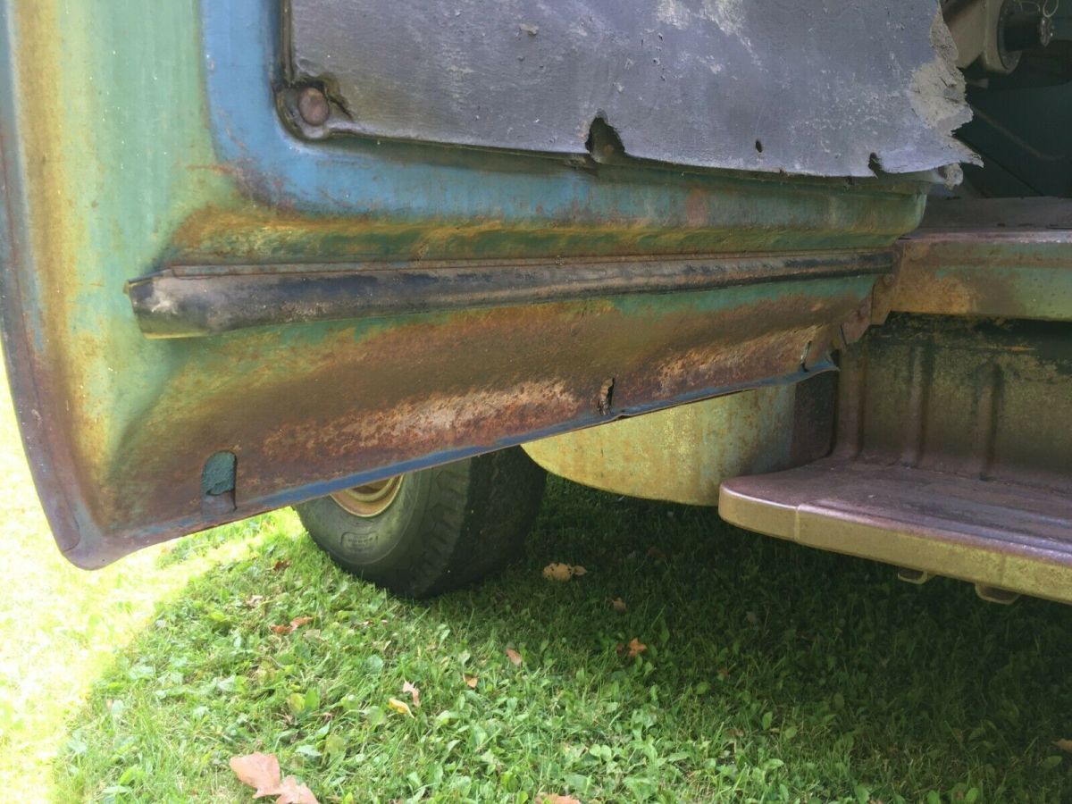 1950 International Harvester L-122 - photo 9