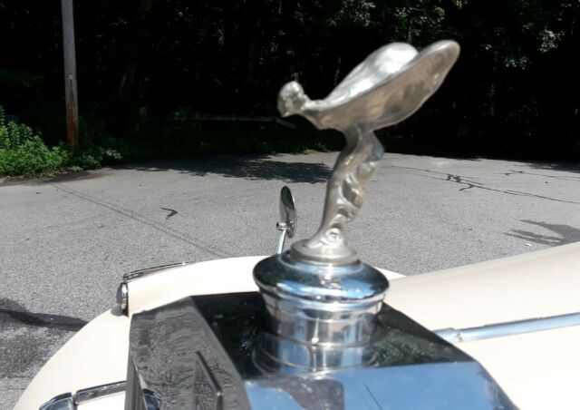 1950 Bentley Mk VI Coach by Vincent of Reading - photo 4