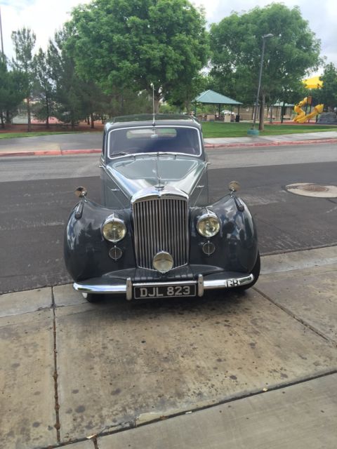 1950 Bentley Mk VI Saloon - photo 2