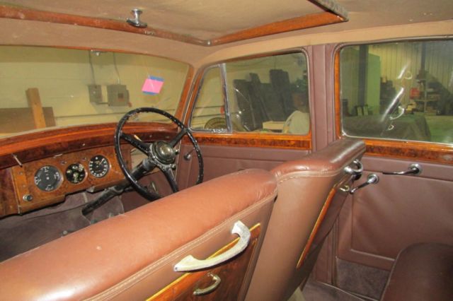 1950 Bentley MK6 - photo 10
