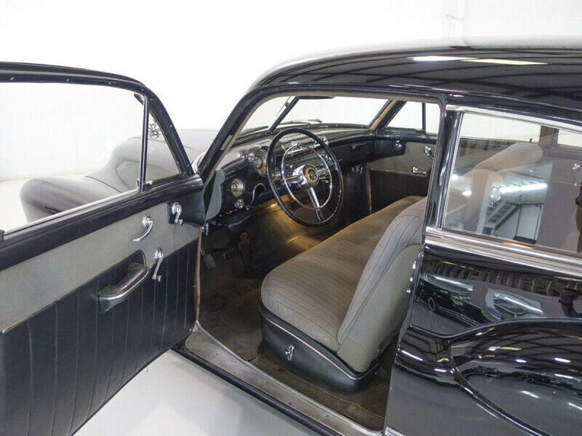 1950 Buick Special Series 40 DeLuxe "Jetback" Sedanet - photo 10