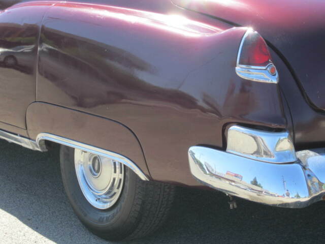 1950 Cadillac Sedan. 51 Series Good car for either parts or restoration - photo 8