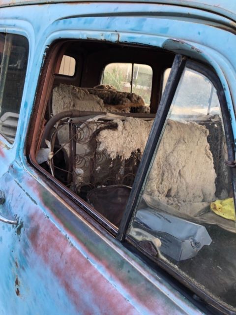 1950 Chevrolet Suburban - photo 8