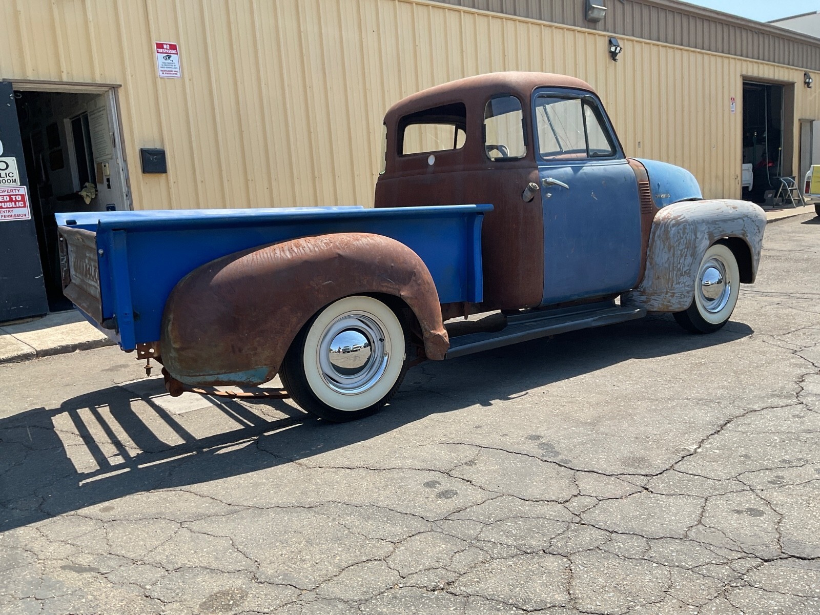 1950 Chevrolet C-10 Half ton Chevy 3100 short bed pick up hot rat rod bomb - photo 11