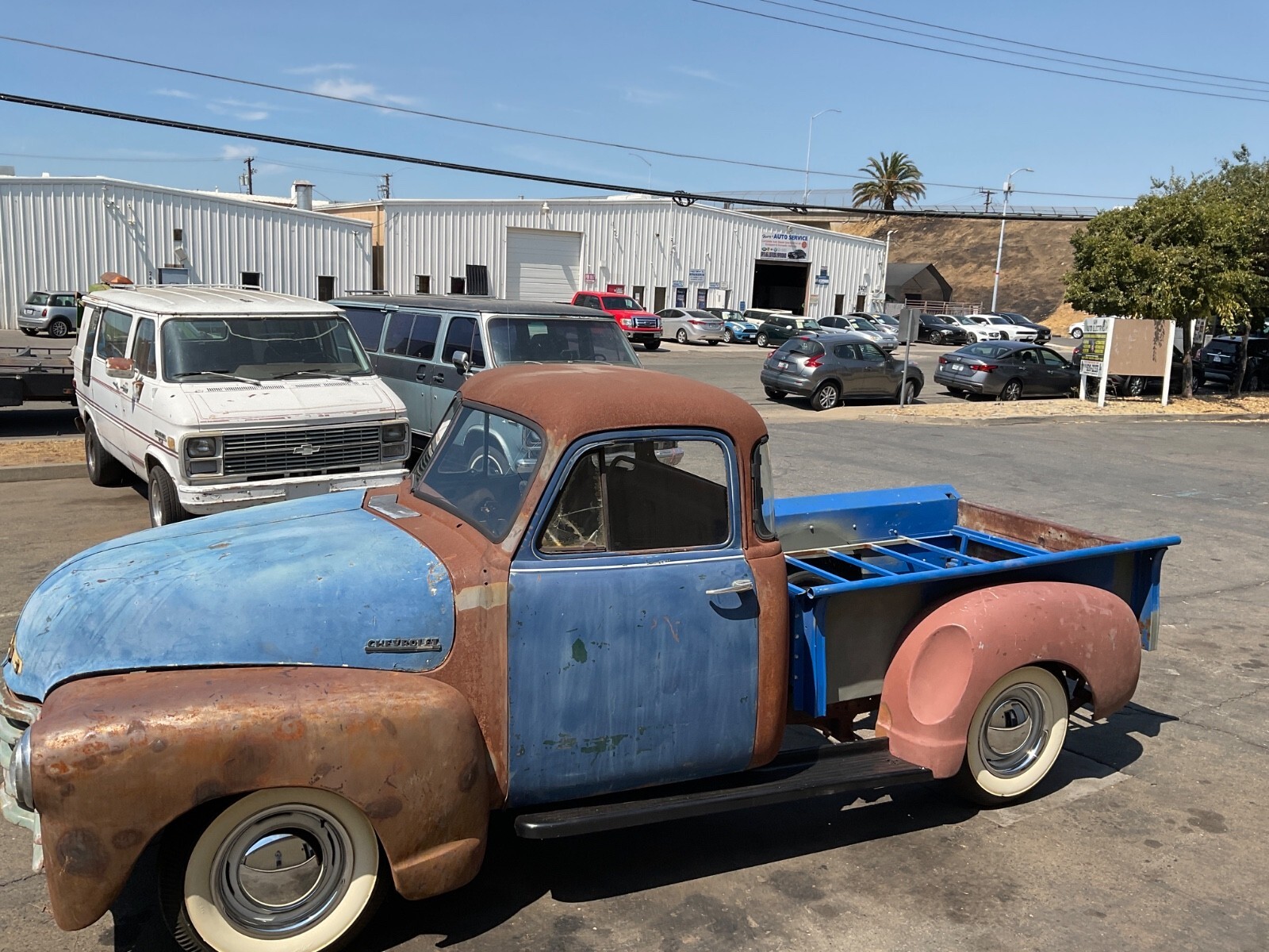 1950 Chevrolet C-10 Half ton Chevy 3100 short bed pick up hot rat rod bomb - photo 4