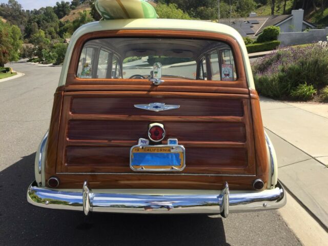 1950 Chevrolet Delux Woody Wagon - photo 3