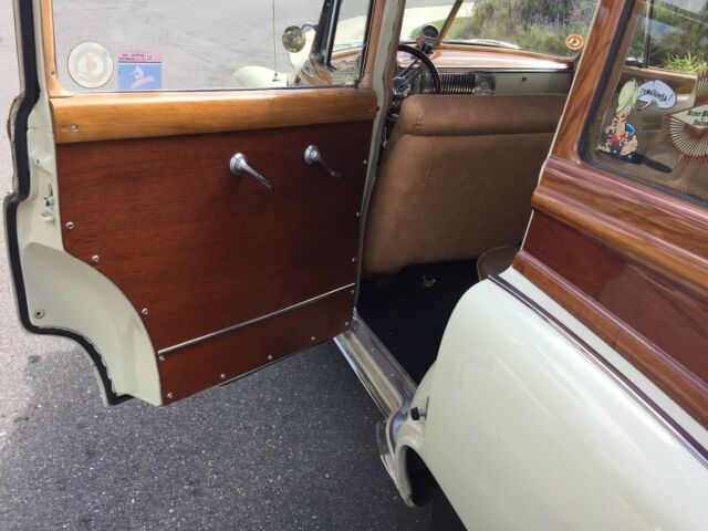 1950 Chevrolet Delux Woody Wagon - photo 8