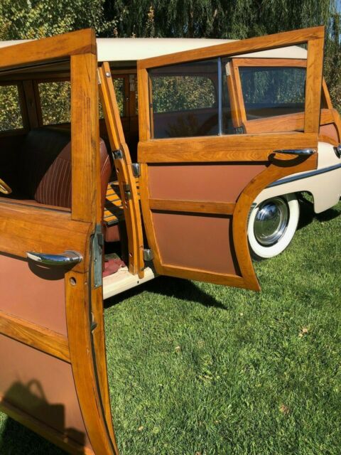 1950 Chrysler Royal Town and Country 4 Door Station Wagon WOODY - photo 4