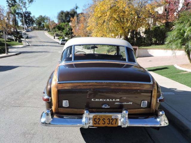 1950 Chrysler Town & Country Coupe - photo 4