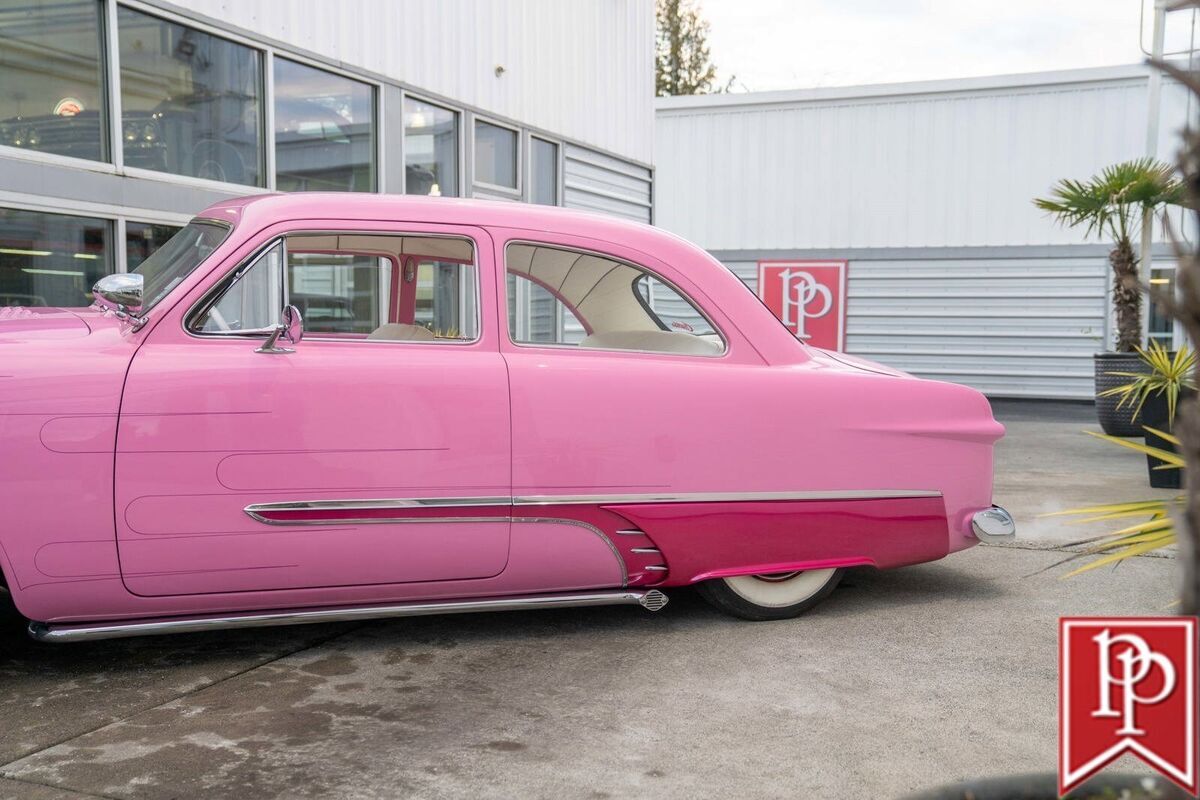 1950 Ford 2-Door Custom - photo 11