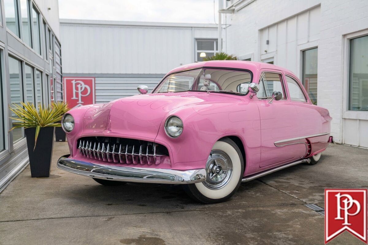 1950 Ford 2-Door Custom - photo 2