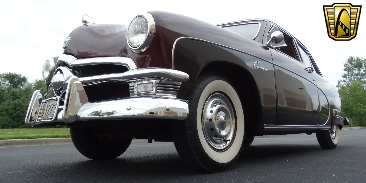 1950 Ford Crestliner - photo 2