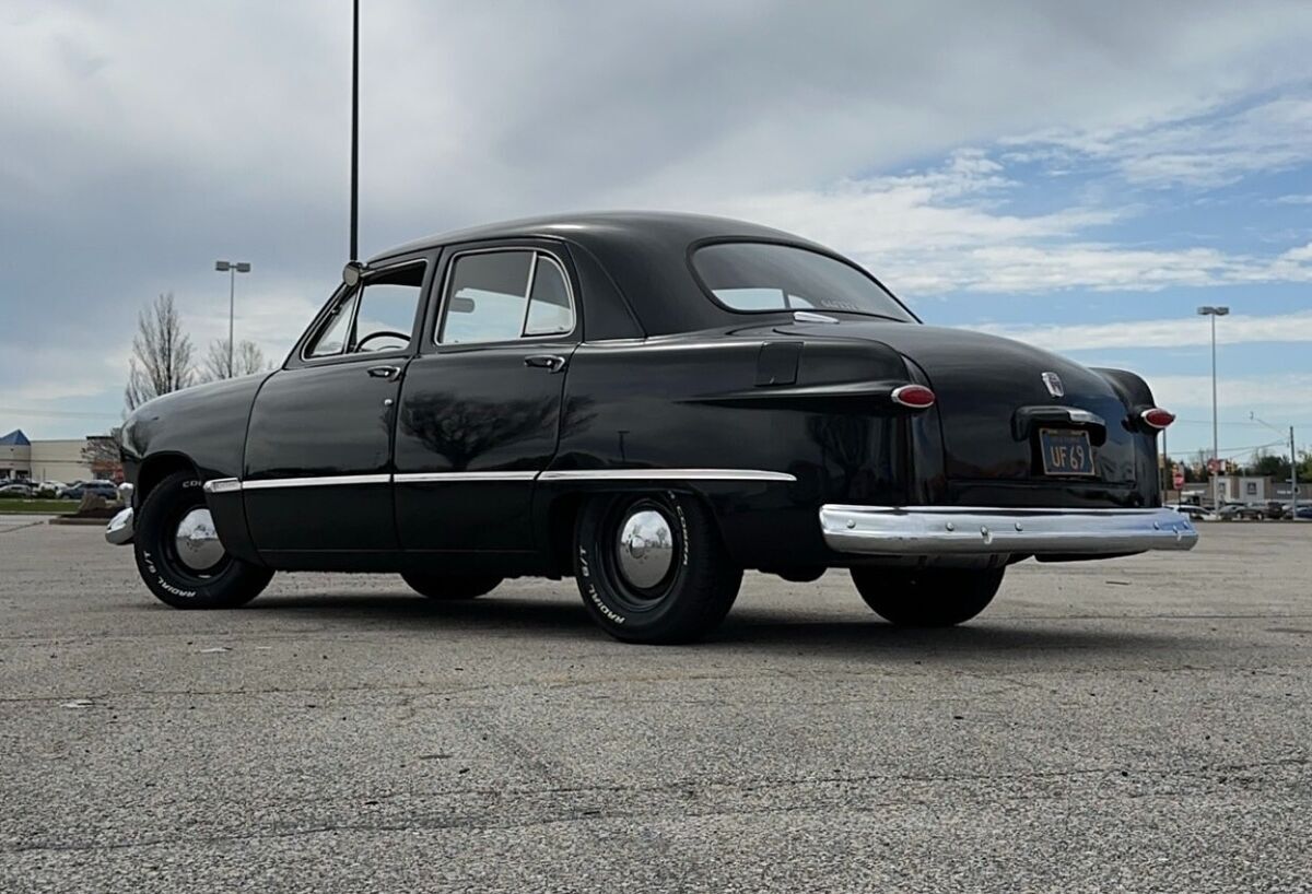1950 Ford Custom Deluxe - photo 4