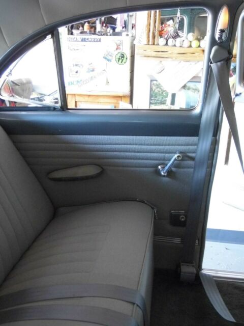 1950 Ford Custom Deluxe - photo 12
