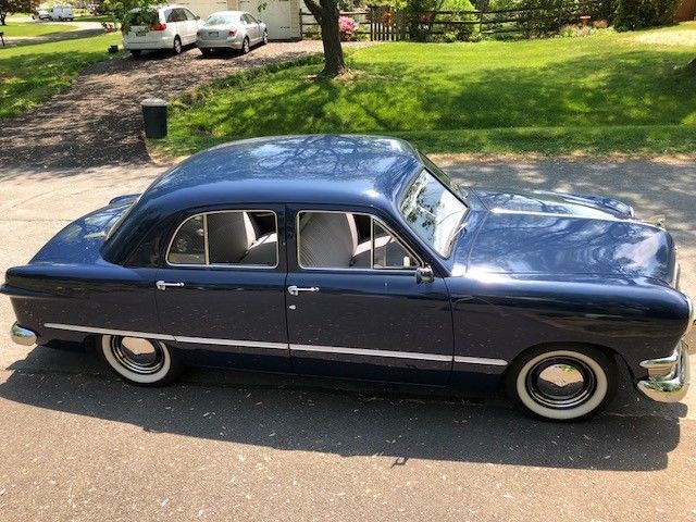 1950 Ford Deluxe Fordor