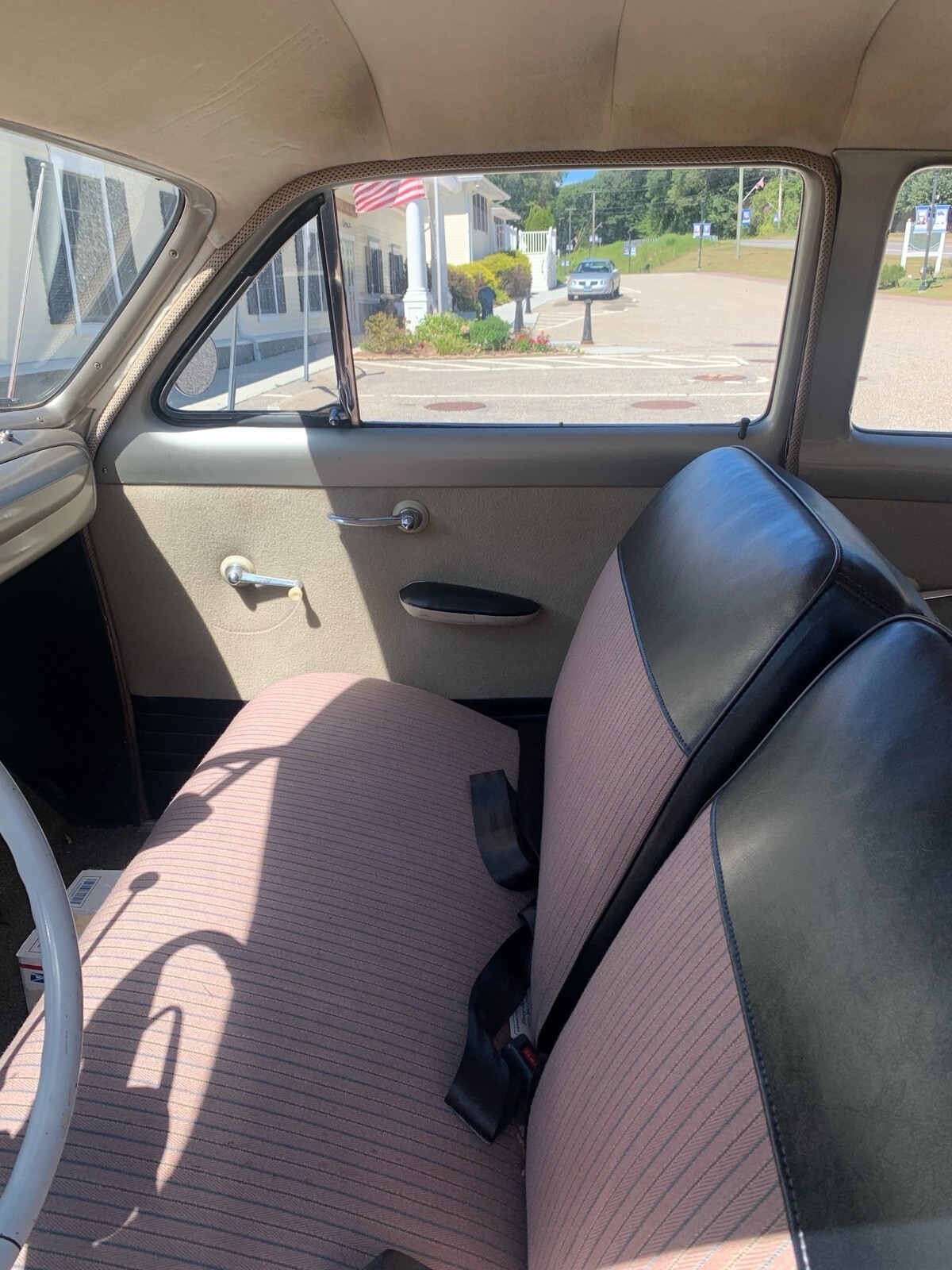 1950 Ford Deluxe - photo 10