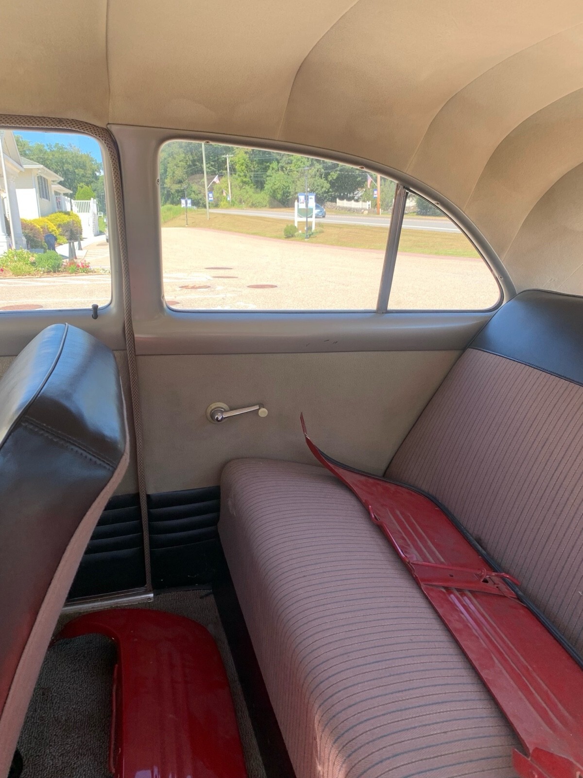 1950 Ford Deluxe - photo 9