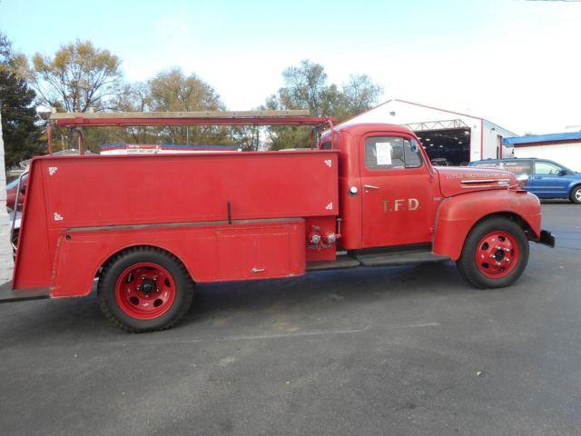 1950 Ford Fire Truck F5 - photo 4