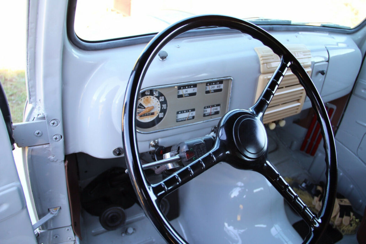 1950 Ford F-500 - photo 9