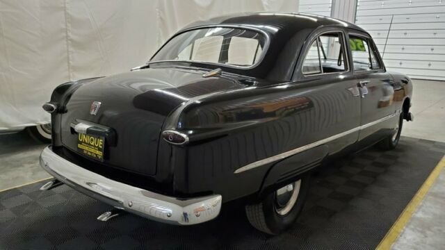 1950 Ford Tudor - photo 4