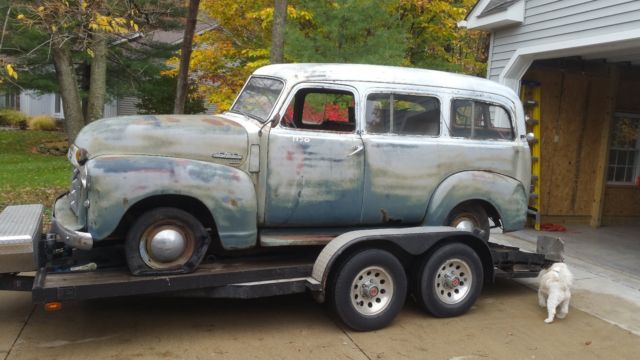 1950 GMC Suburban - photo 2