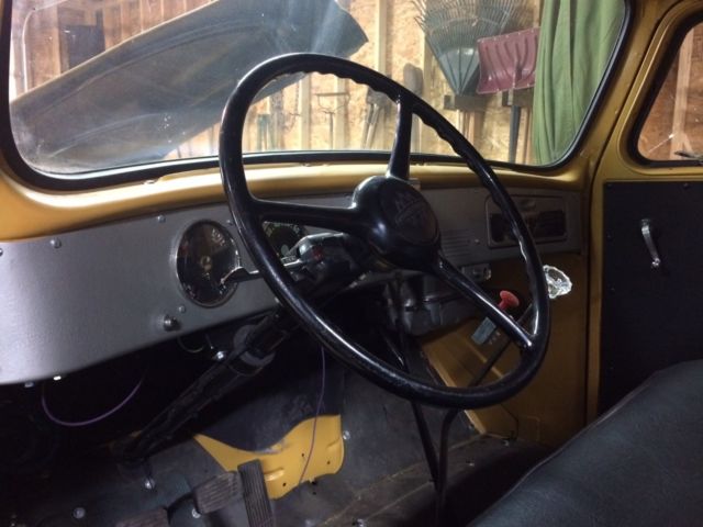 1950 International Harvester L-162 Standard - photo 10