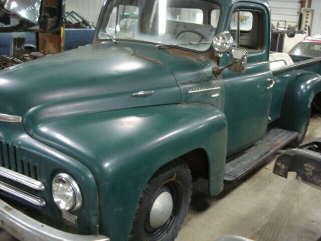 1950 INTERNATIONAL L-110 SERIES VERY CLEAN BARN FIND 1950 International Harvester L110 L-110