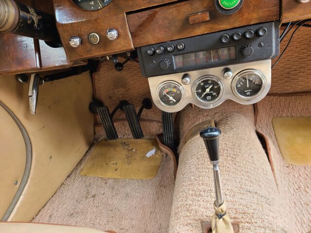 1950 Jaguar MK V - photo 12