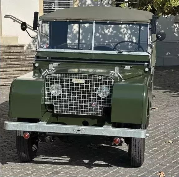 1950 Land Rover Series I 1950 Land Rover Series I FULLY RESTORED/Swiss imported in 1950, LHD.