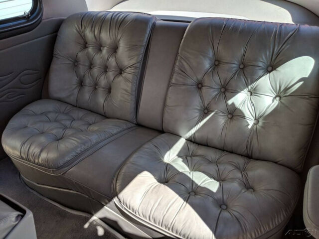 1950 Mercury 2 Door Sedan Fully Customized Interior - photo 4