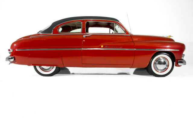 1950 Mercury Monterey Cortaro Red Tri-color interior, Time bubble car - photo 2