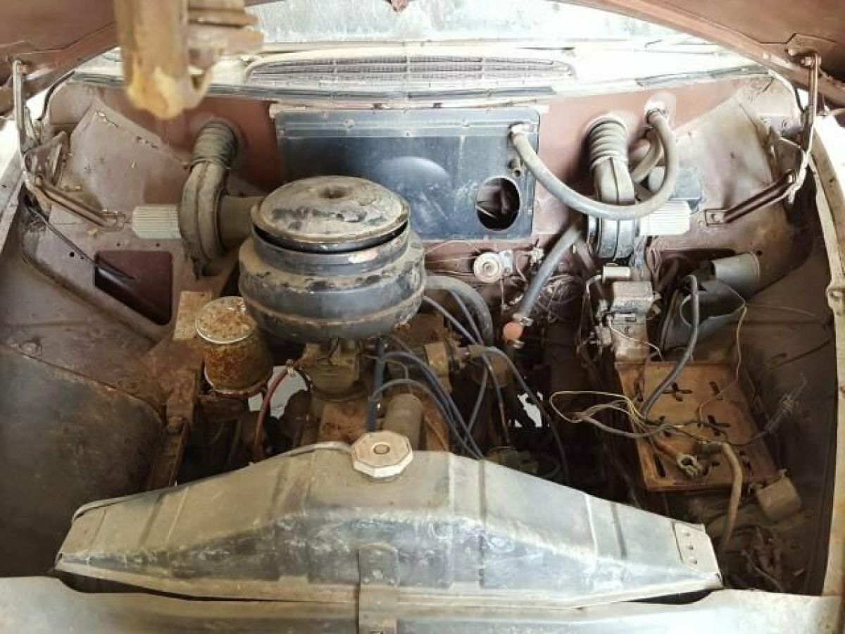 1950 Nash Statesman clean title, garage kept - photo 11