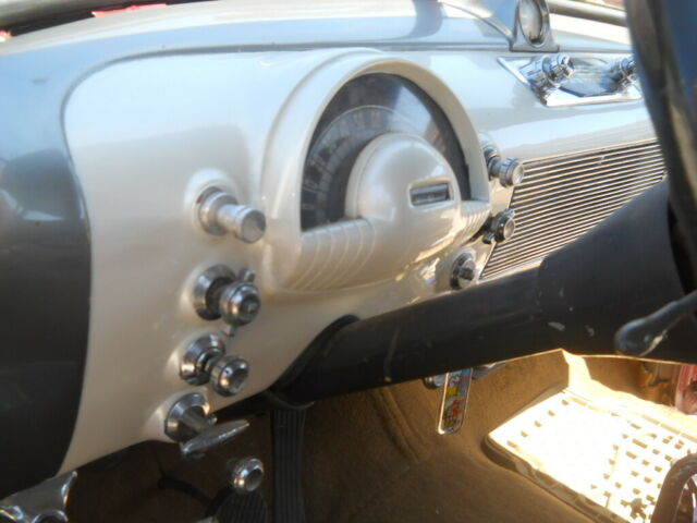 1950 Oldsmobile Eighty-Eight Tin Woody Wagon - photo 9