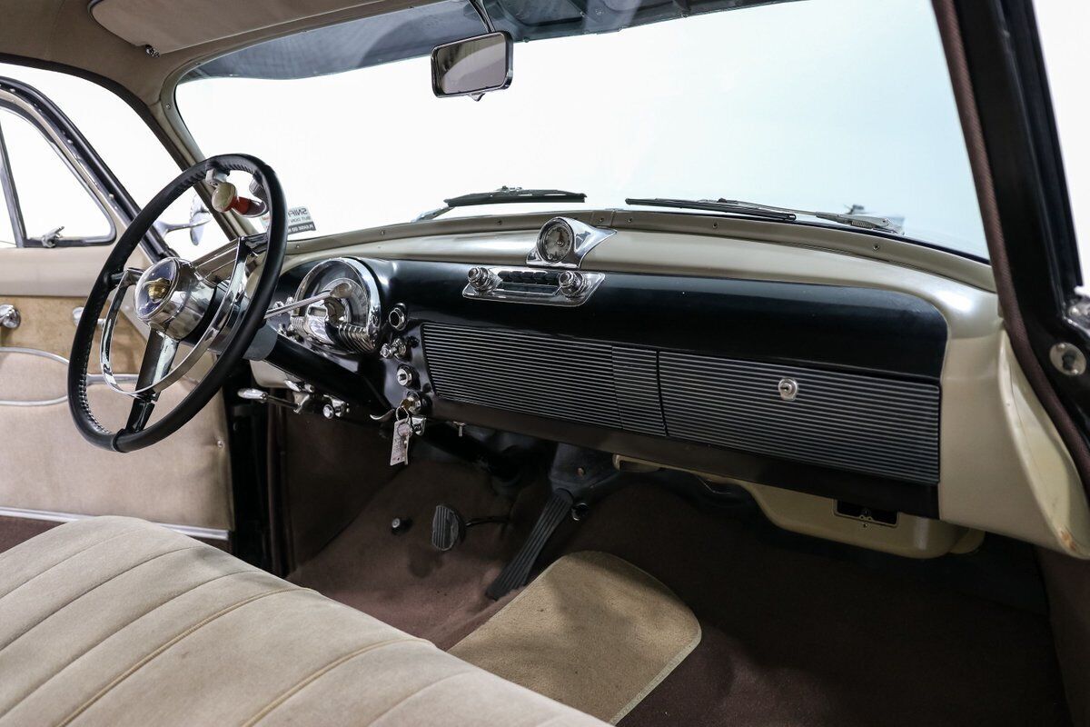 1950 Oldsmobile Futuramic 88 - photo 13