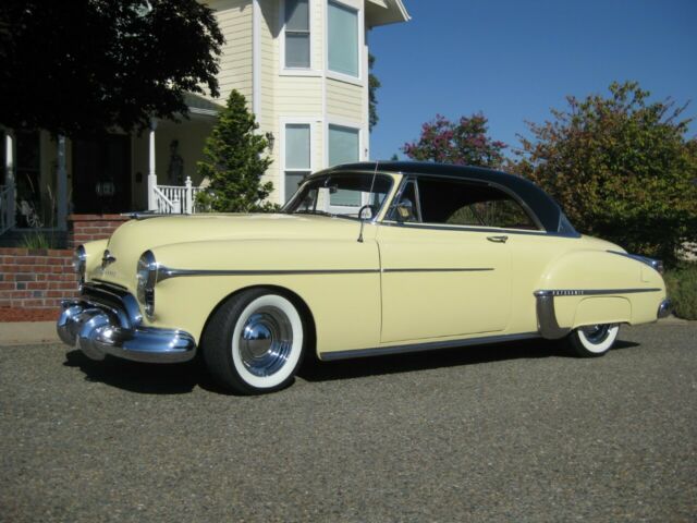 1950 Oldsmobile Eighty-Eight Holiday Coupe - photo 3