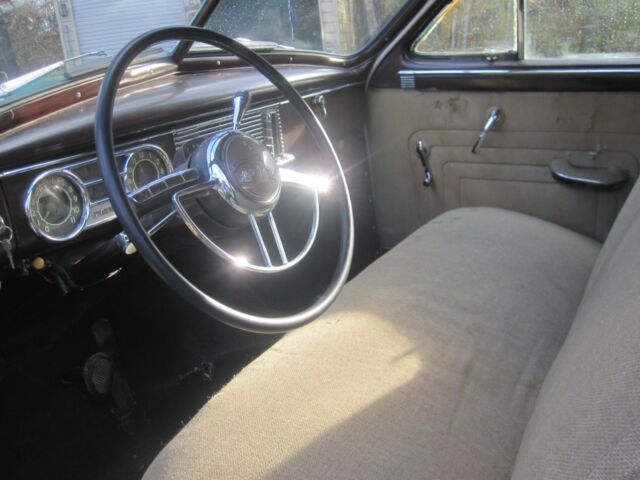 1950 Packard Custom Eight 4-door - photo 3
