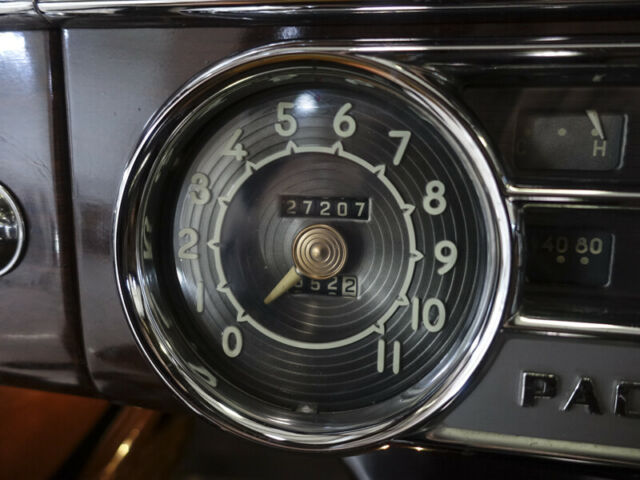 1950 Packard Deluxe Eight Touring Sedan - photo 10