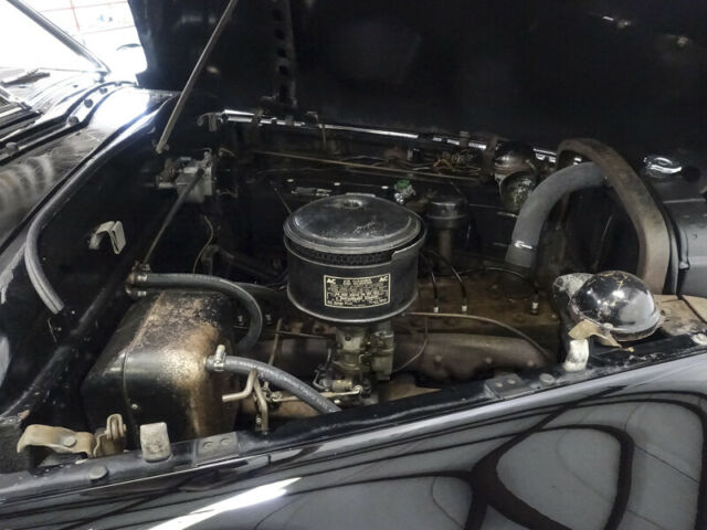 1950 Packard Deluxe Eight Touring Sedan - photo 12
